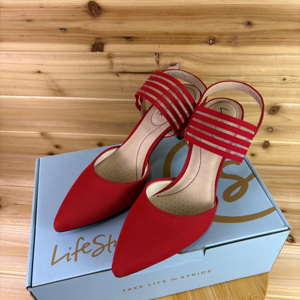 NEW Life Stride Heels Womens 5 Red Soft System Closed Toe Stiletto 3 Inch Heel